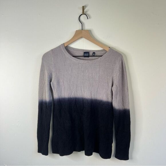 Blue by Saks Fifth Avenue Ombré Sweater size Medium | Blue and Gray - Picture 1 of 5